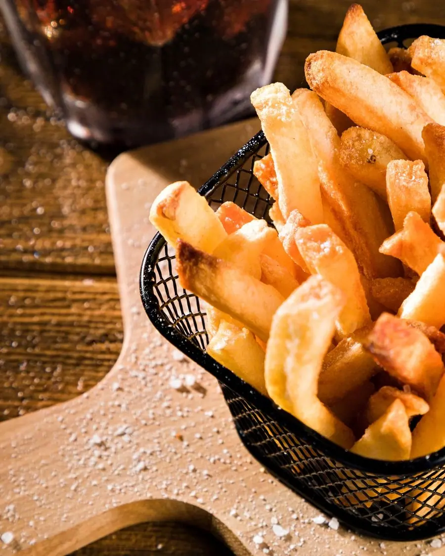 Chunky chips in a basket